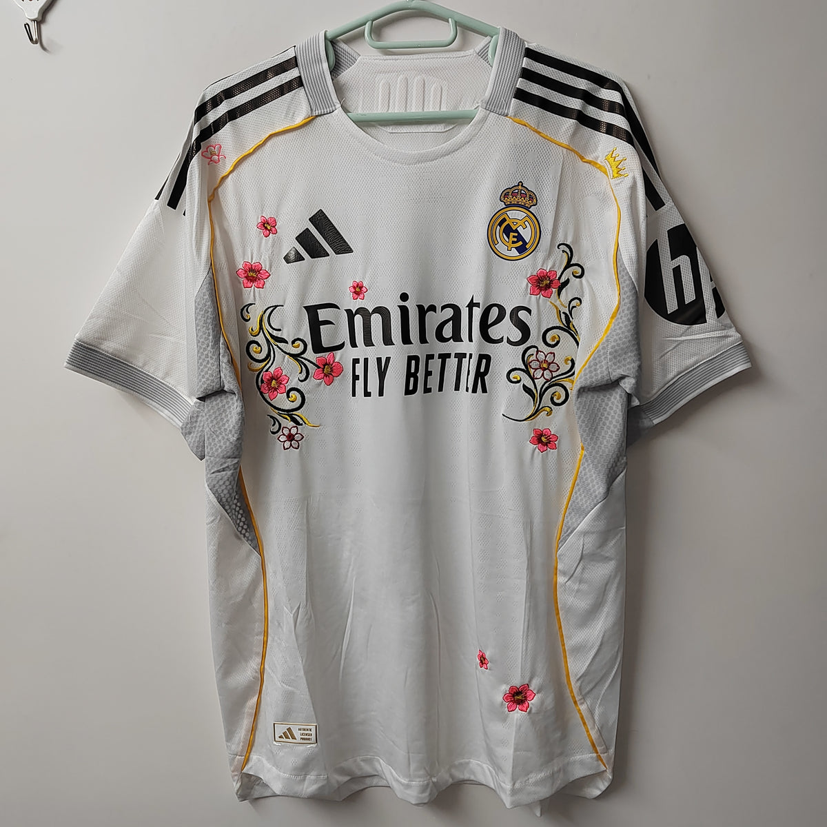 Real Madrid Ivory Vine Embroidered Jersey - product image 1 - 06904c5f