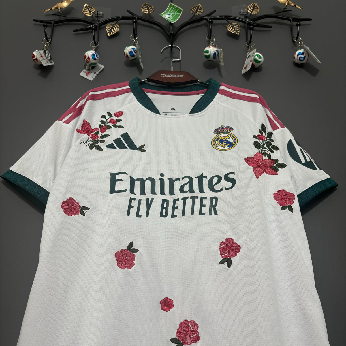 Real Madrid Crimson Rose Embroidered Jersey - product image 3 - 0dd1ea56