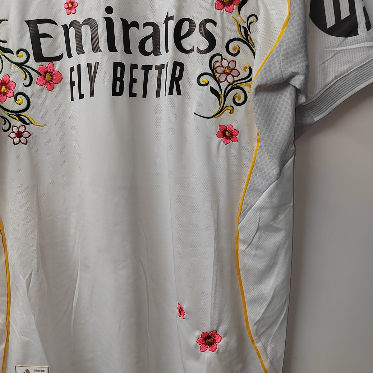 Real Madrid Ivory Vine Embroidered Jersey - product image 3 - 386a0eb8