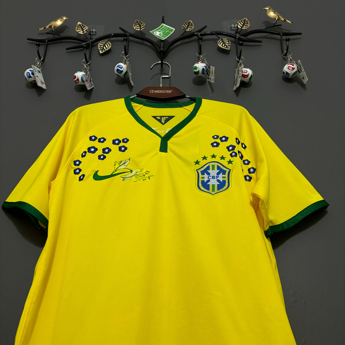 Brazil Botanical Embroidered Jersey - product image 3 - 3d2cf61c