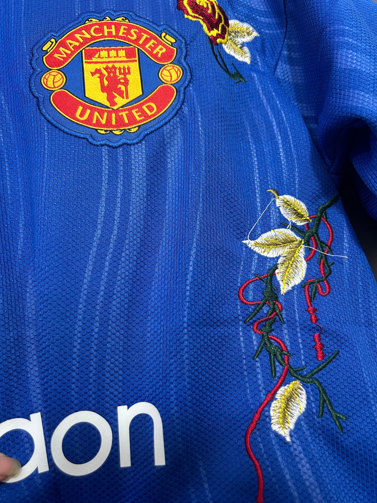 Manchester United Midnight Floral Embroidered Jersey - product image 6 - 9cb24480