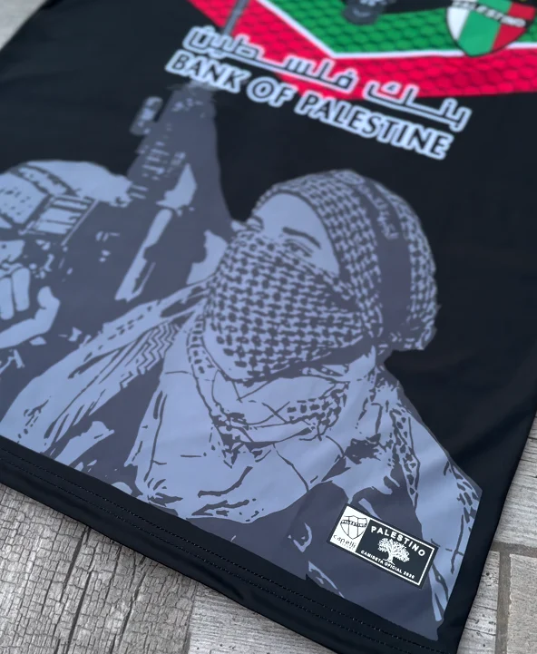 Schwarzes Trikot „Free Palestine“