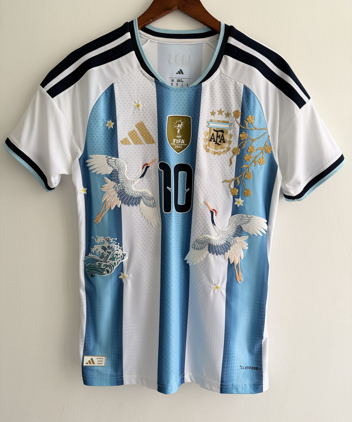 Argentina Crane Embroidered Jersey - product image 1