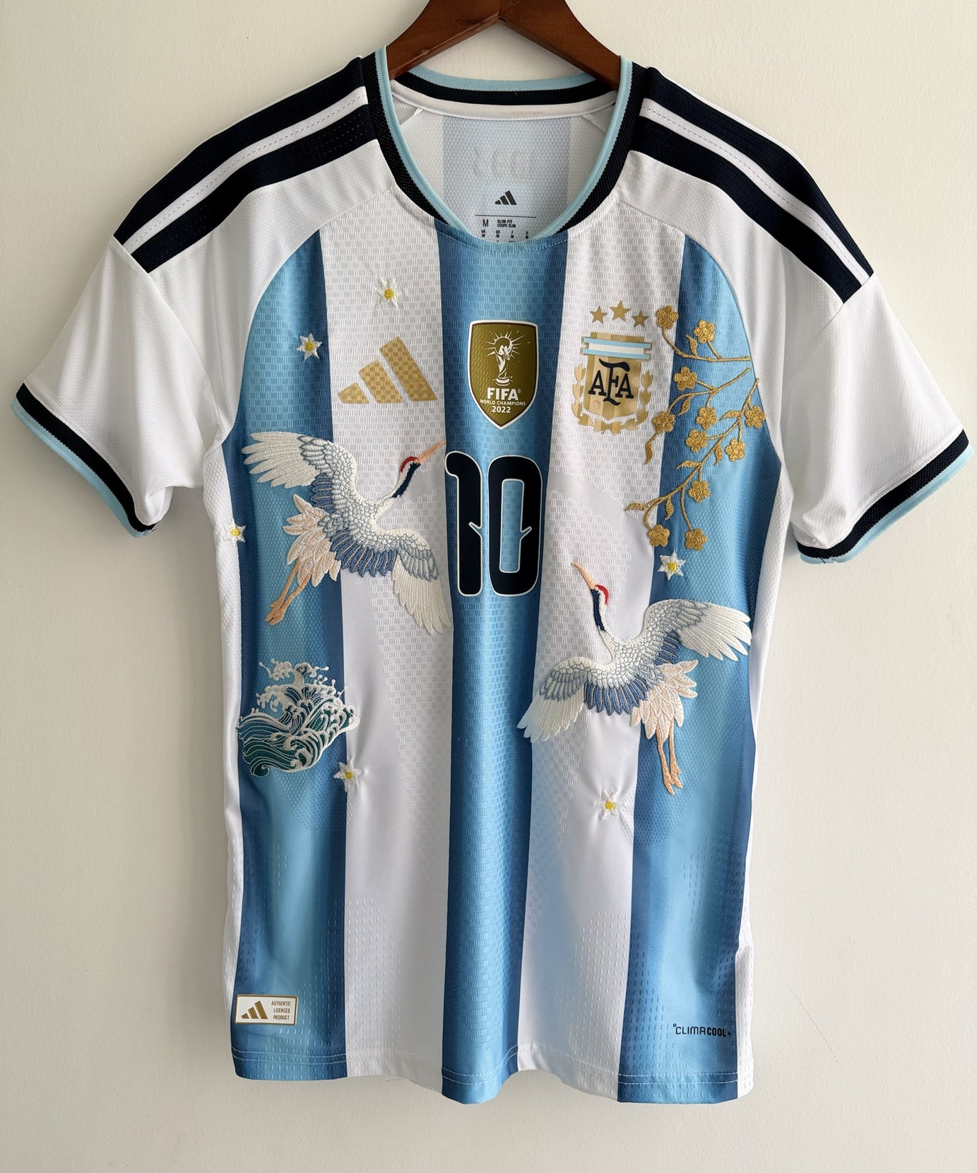 Argentina Crane Embroidered Jersey - product image 2