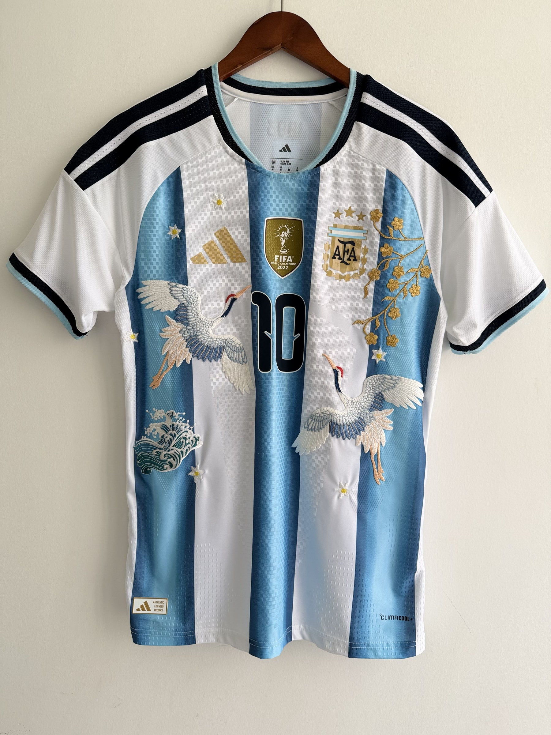 Argentina Crane Embroidered Jersey - product image 2
