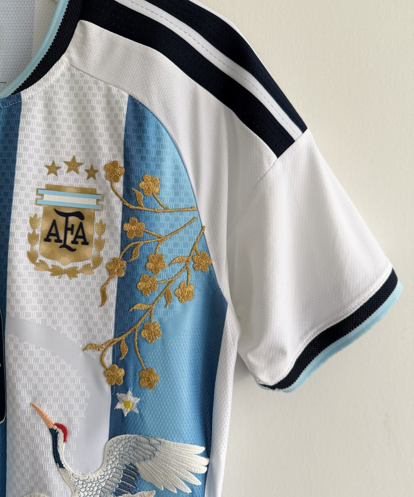 Argentina Crane Embroidered Jersey - product image 4