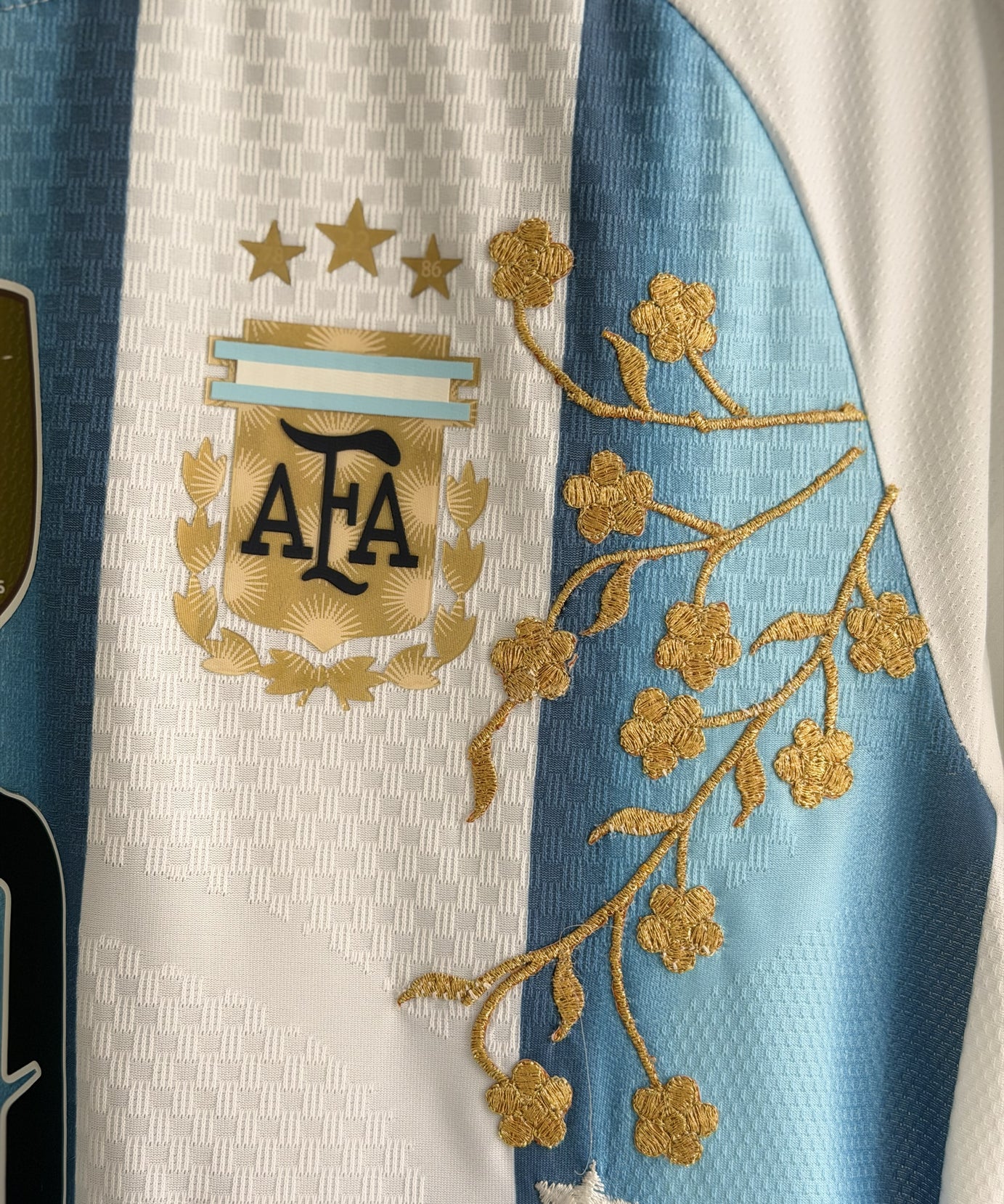 Argentina Crane Embroidered Jersey - product image 8