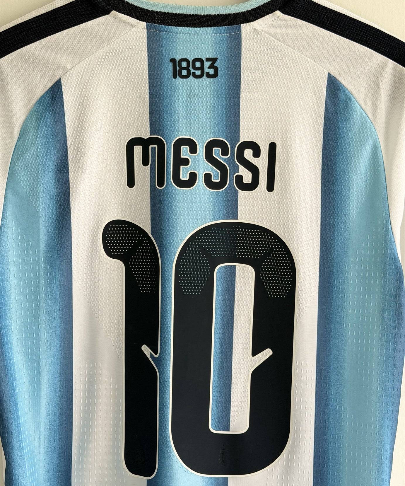 Argentina Crane Embroidered Jersey - product image 9