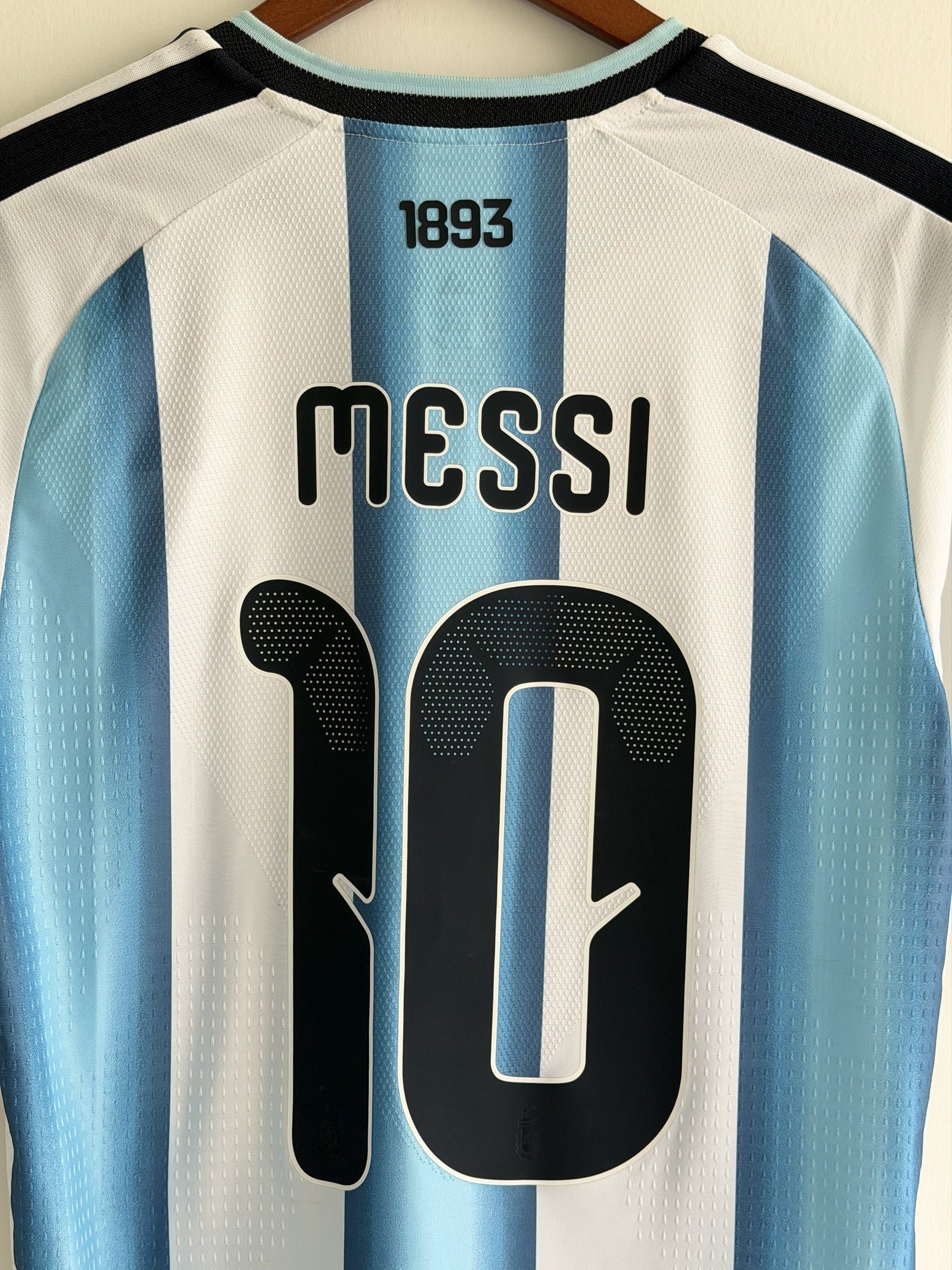 Argentina Crane Embroidered Jersey - product image 9