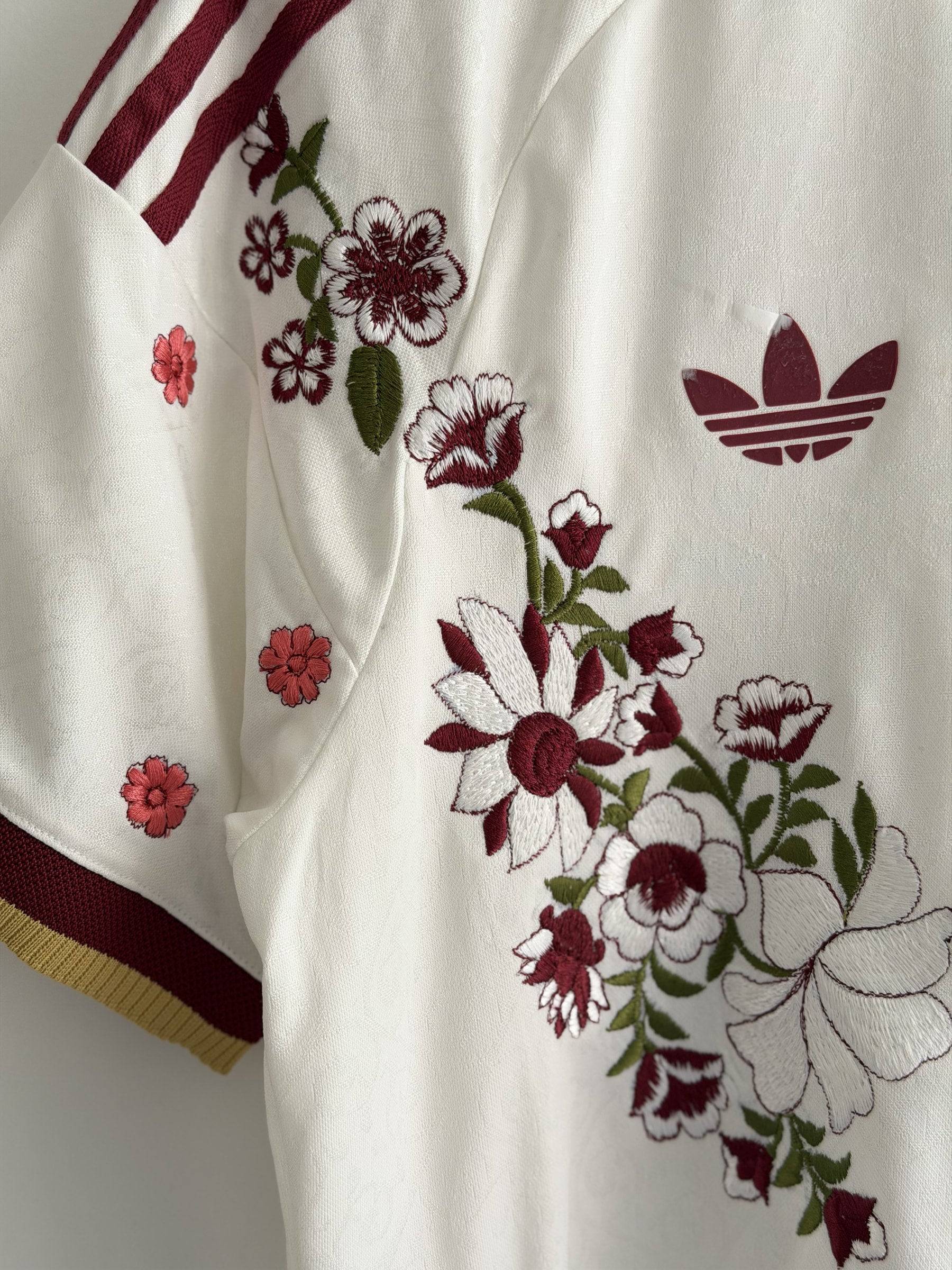 Spain Heritage Floral Embroidered Jersey - product image 4