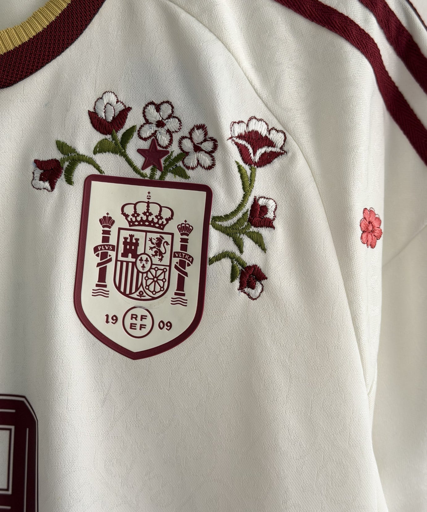 Spain Heritage Floral Embroidered Jersey - product image 5