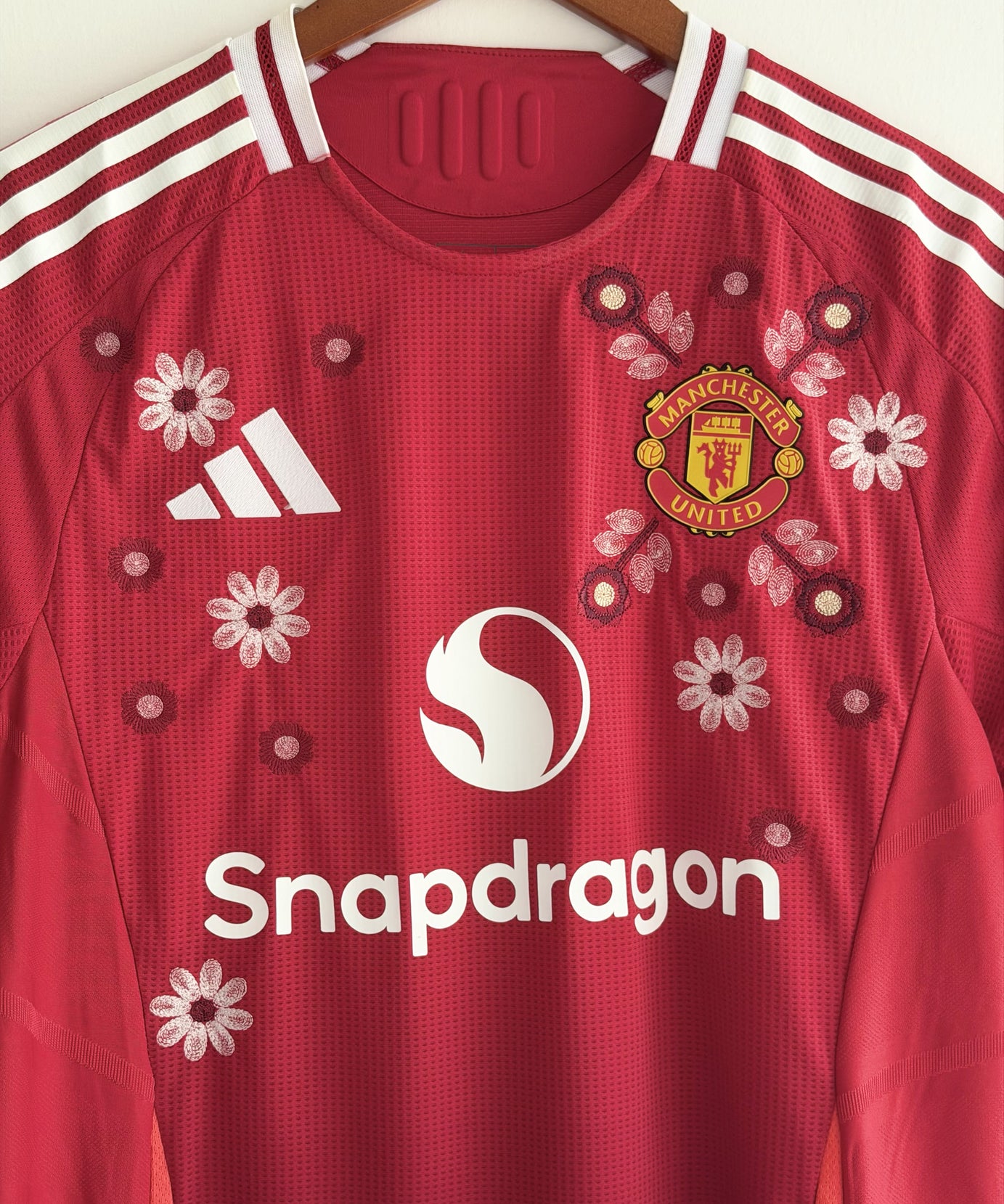 Manchester United Crimson Floral Embroidered Jersey - product image 3