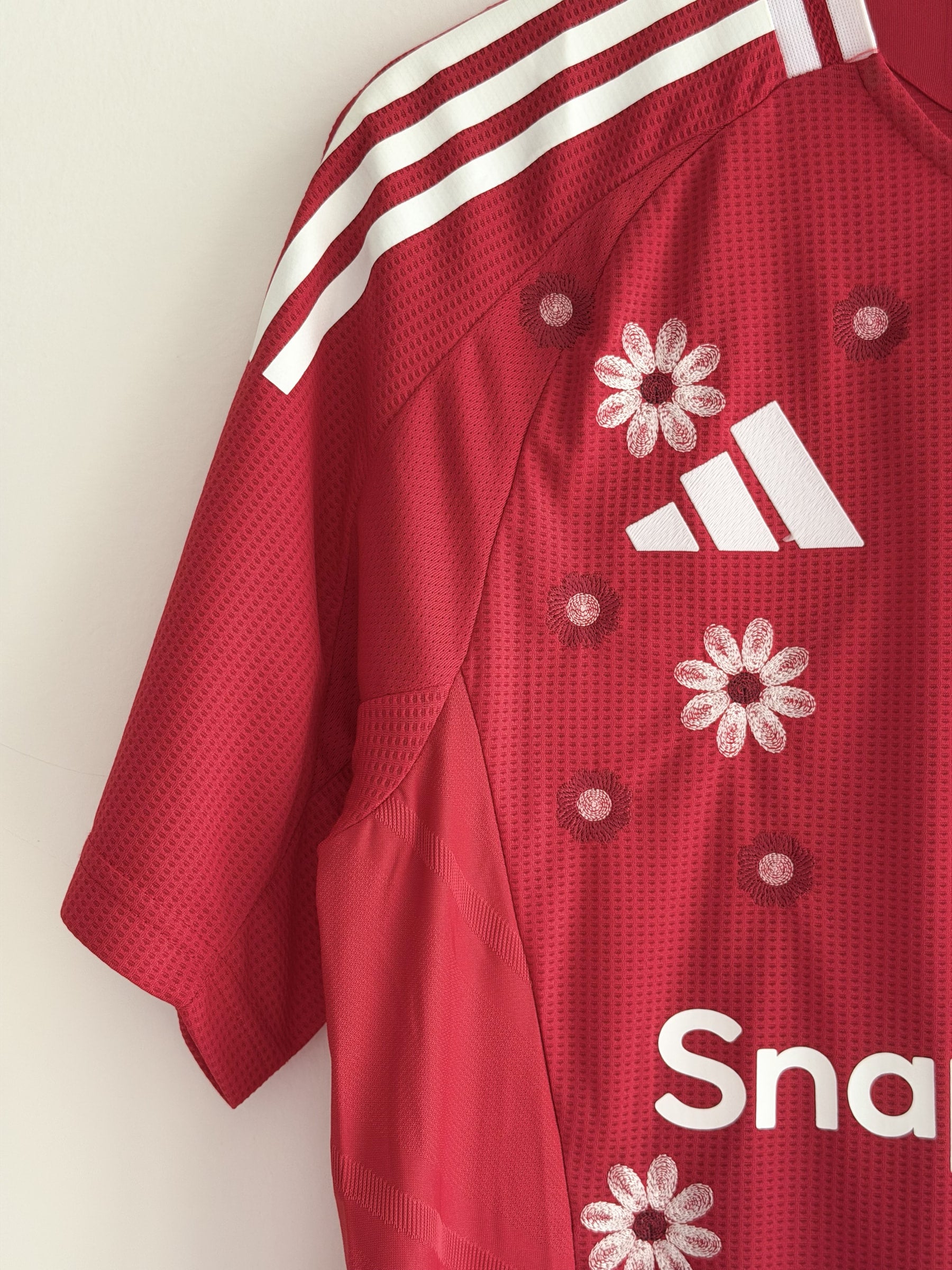 Manchester United Crimson Floral Embroidered Jersey - product image 5