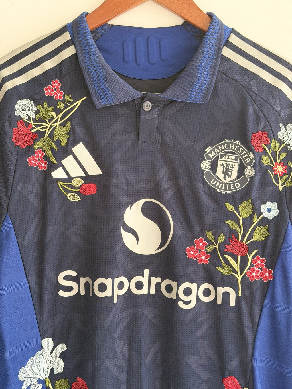 Manchester United Midnight Floral Embroidered Jersey - long sleeve product image 3