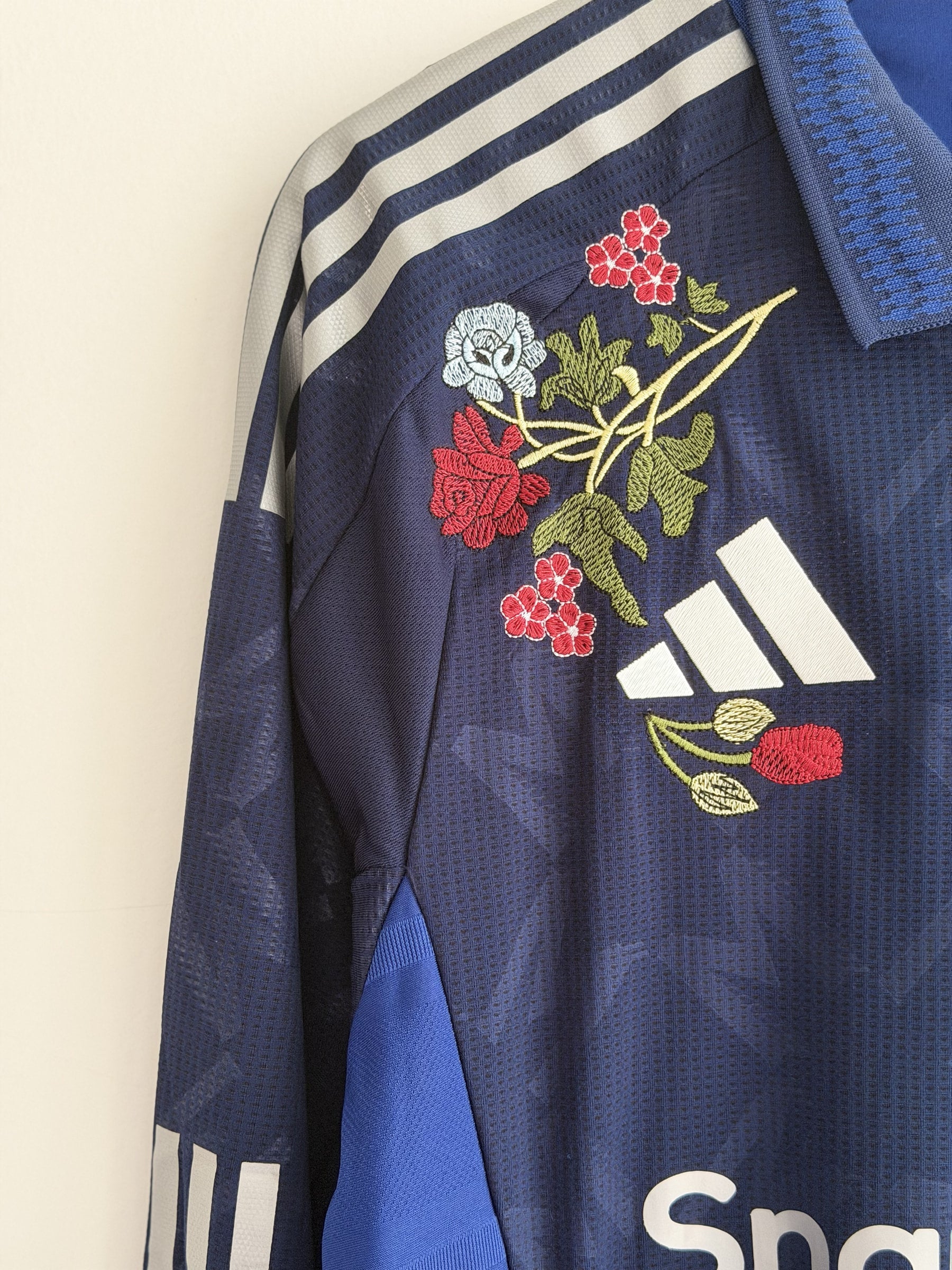 Manchester United Midnight Floral Embroidered Jersey - long sleeve product image 6