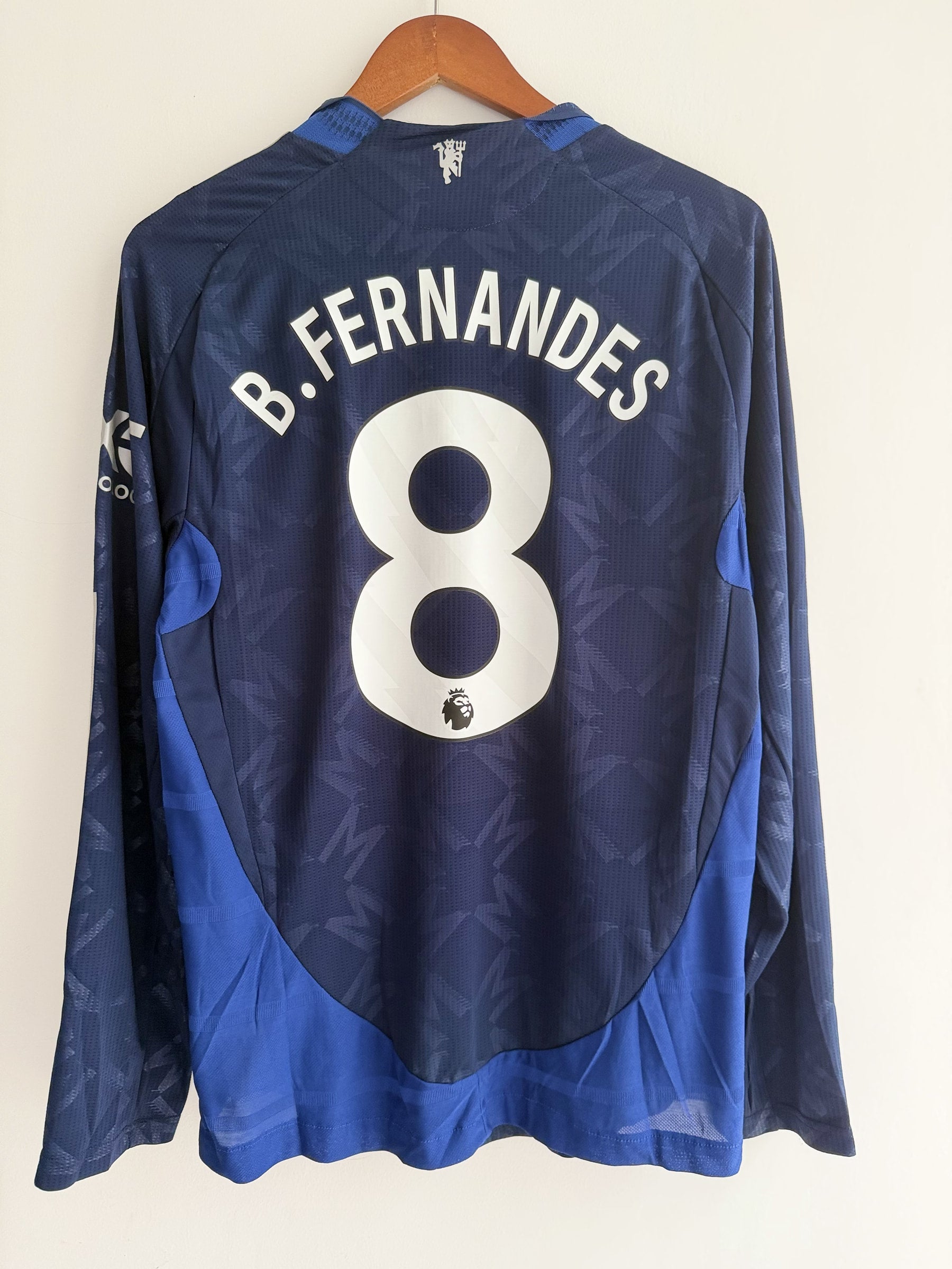 Manchester United Midnight Floral Embroidered Jersey - long sleeve product image 8