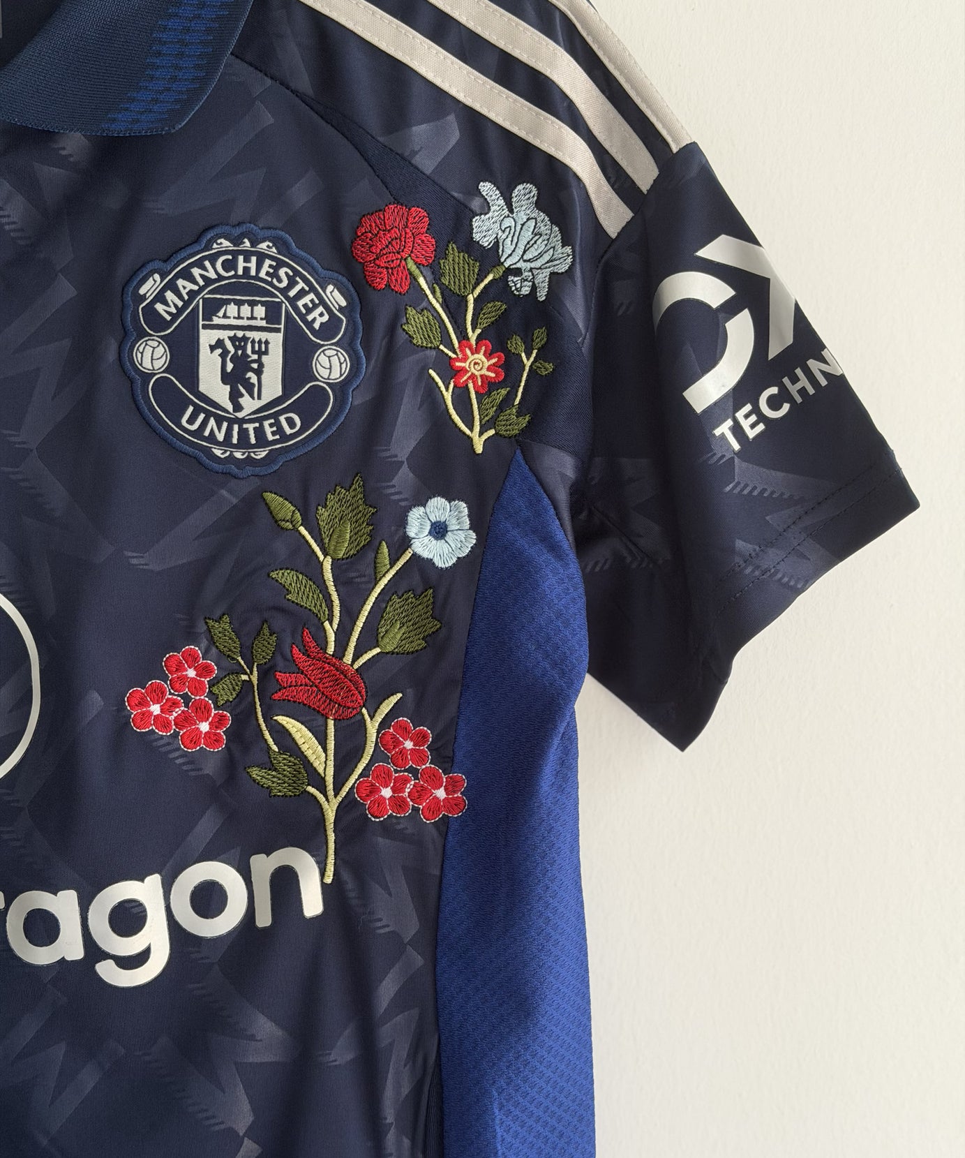 Manchester United Midnight Floral Embroidered Jersey - product image 3