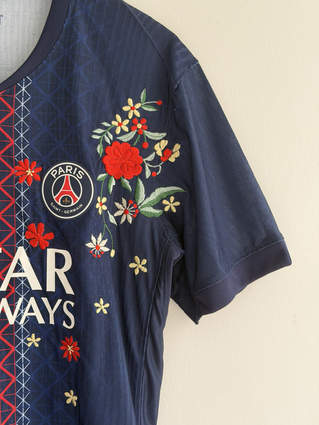 Paris Saint-Germain Parisian Floral Embroidered Jersey - product image 4