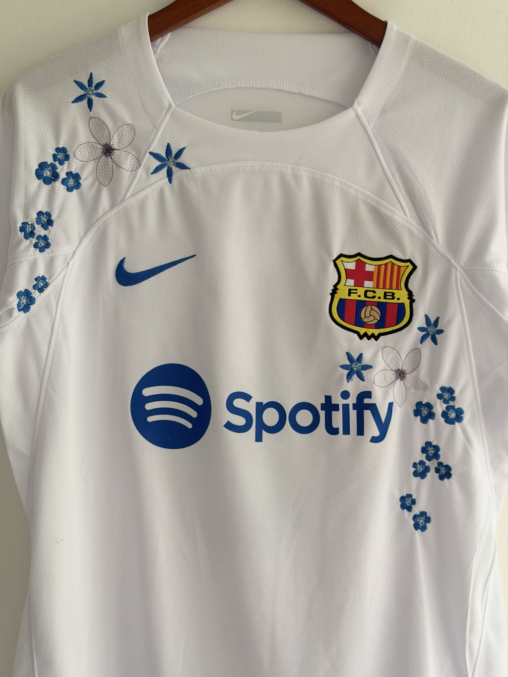 FC Barcelona Blue Blossom Embroidered Jersey - product image 2