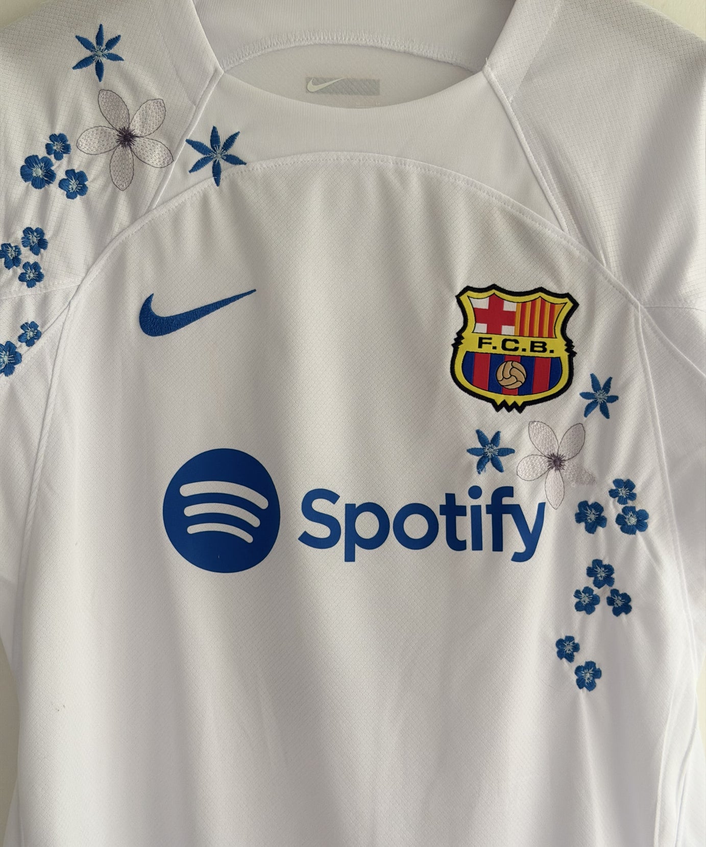 FC Barcelona Blue Blossom Embroidered Jersey - product image 3