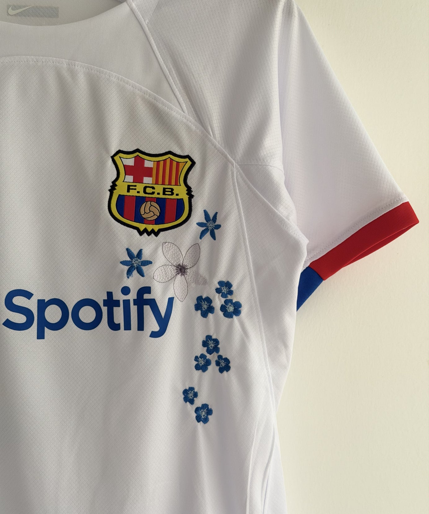 FC Barcelona Blue Blossom Embroidered Jersey - product image 4