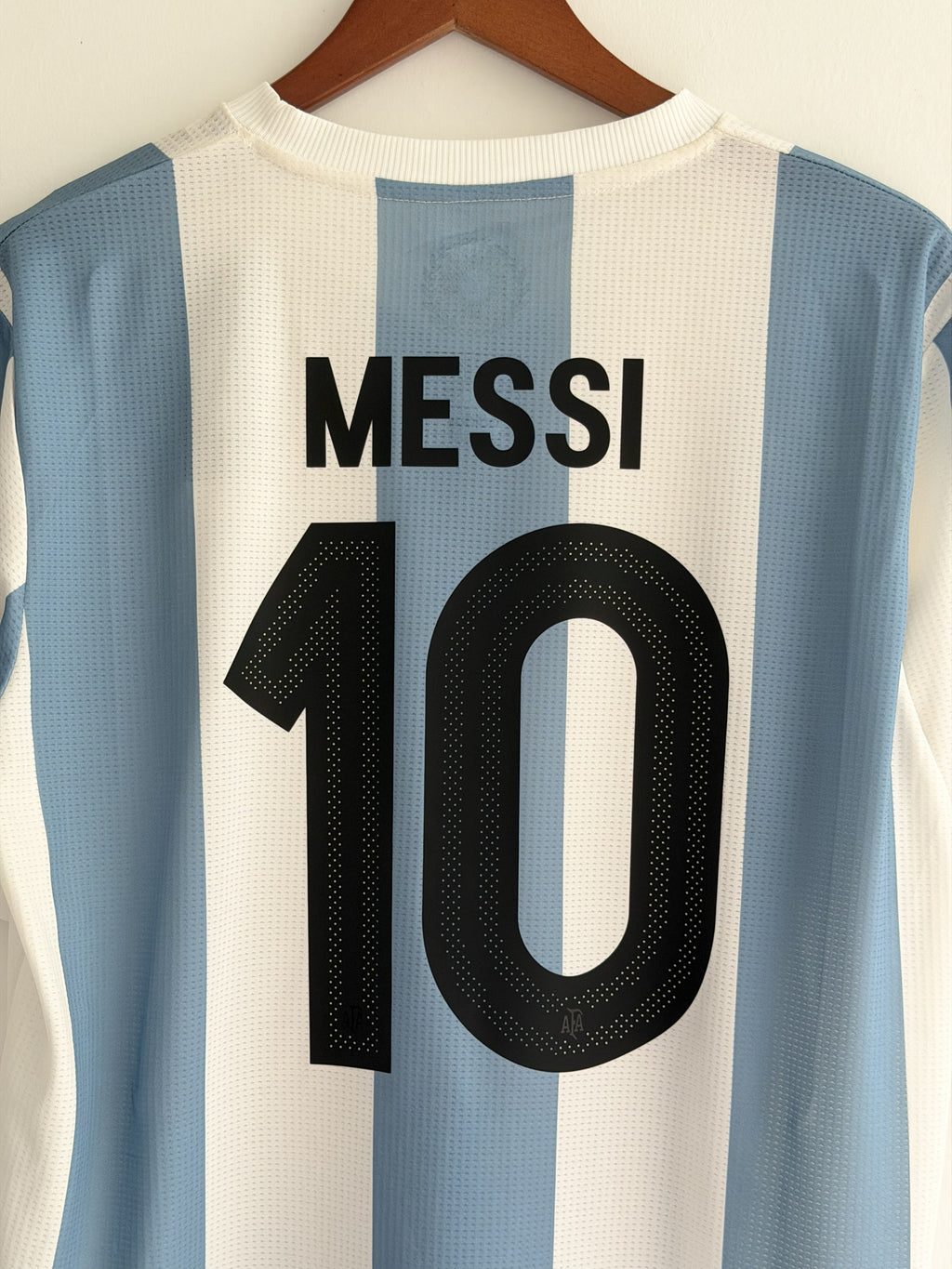 Argentina Retro Crane Embroidered Jersey - product image 7