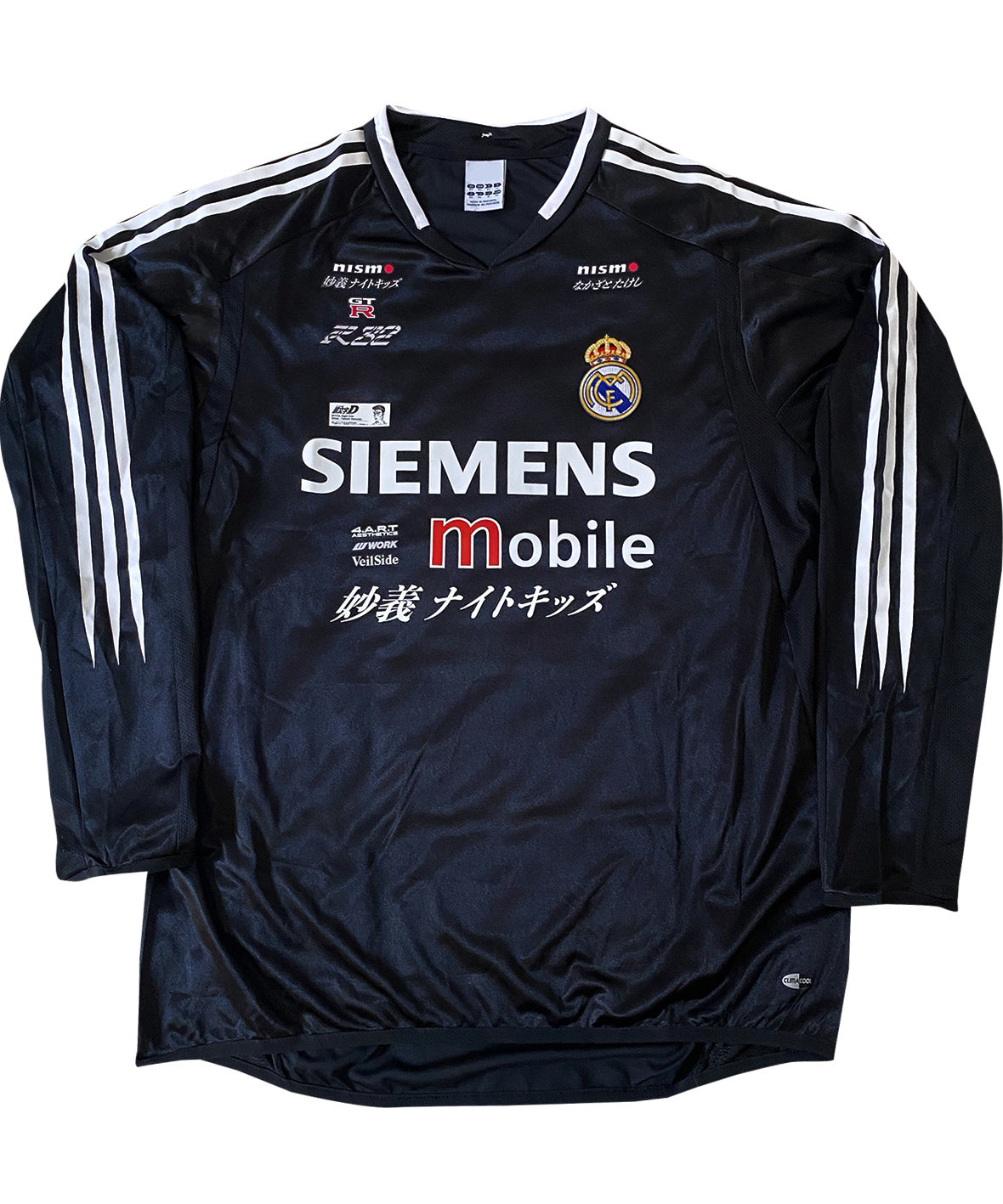 Real Madrid x Nissan GT-R R32 Jersey - product view 6