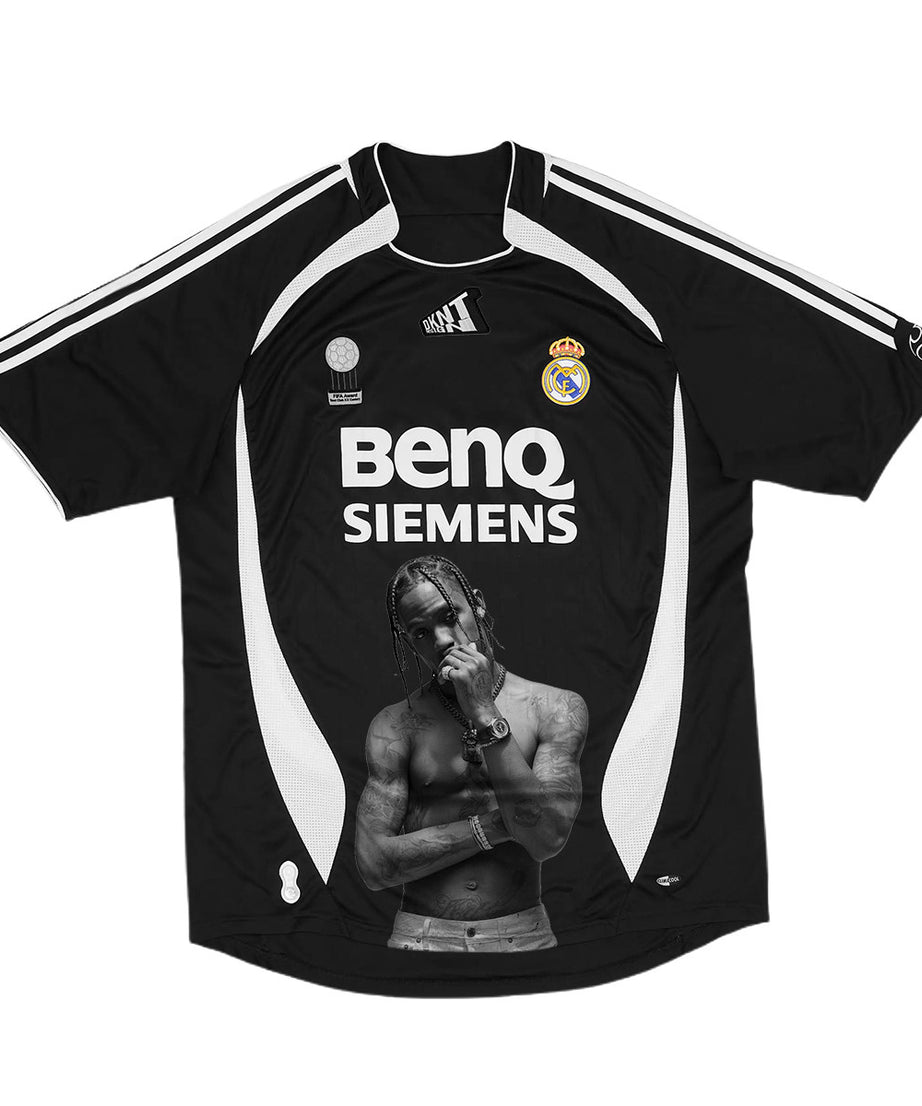 Maillot graphique noir avec portrait du Real Madrid de Travis Scott