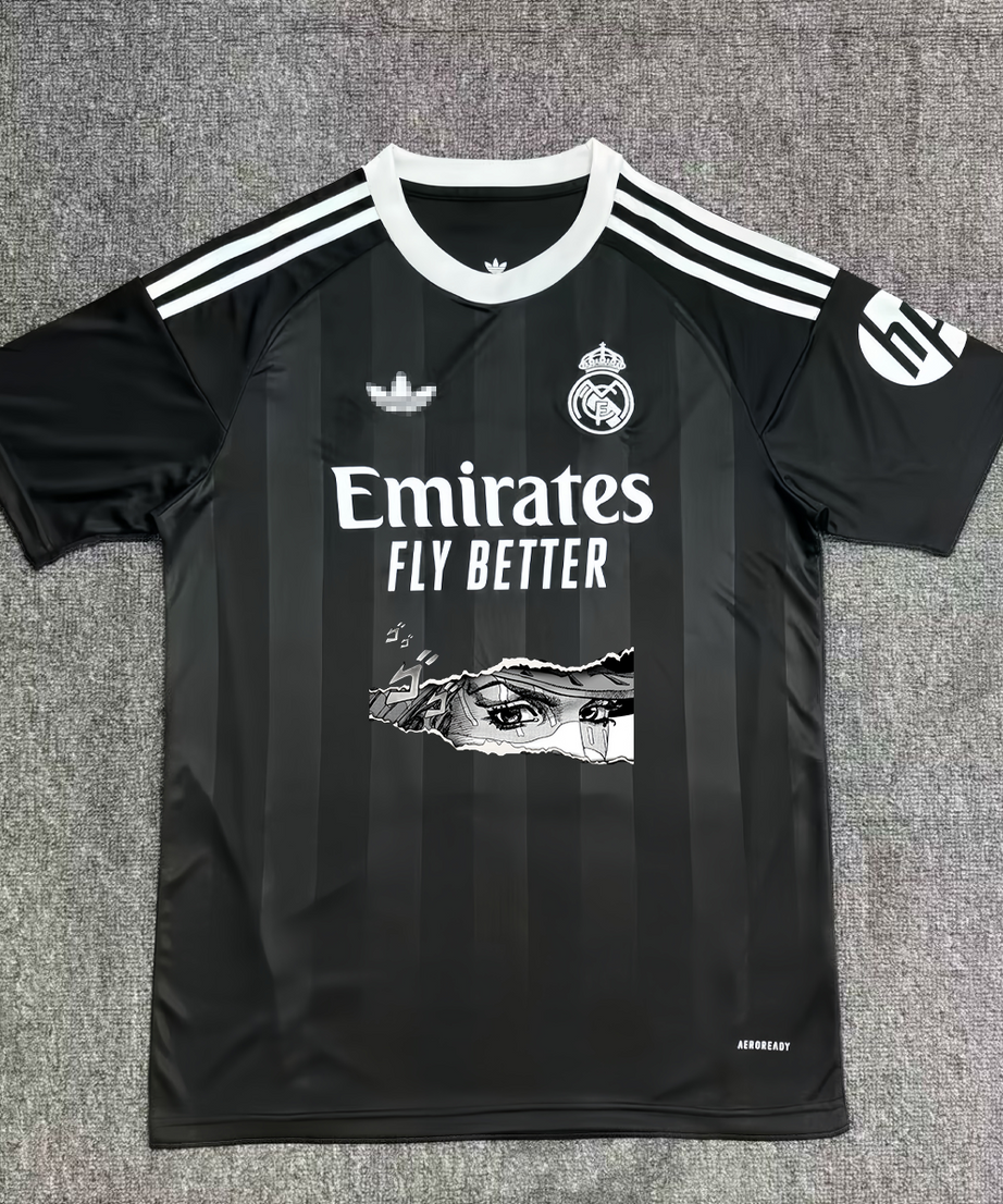 Camiseta gráfica negra Real Madrid Gyro Zeppeli  