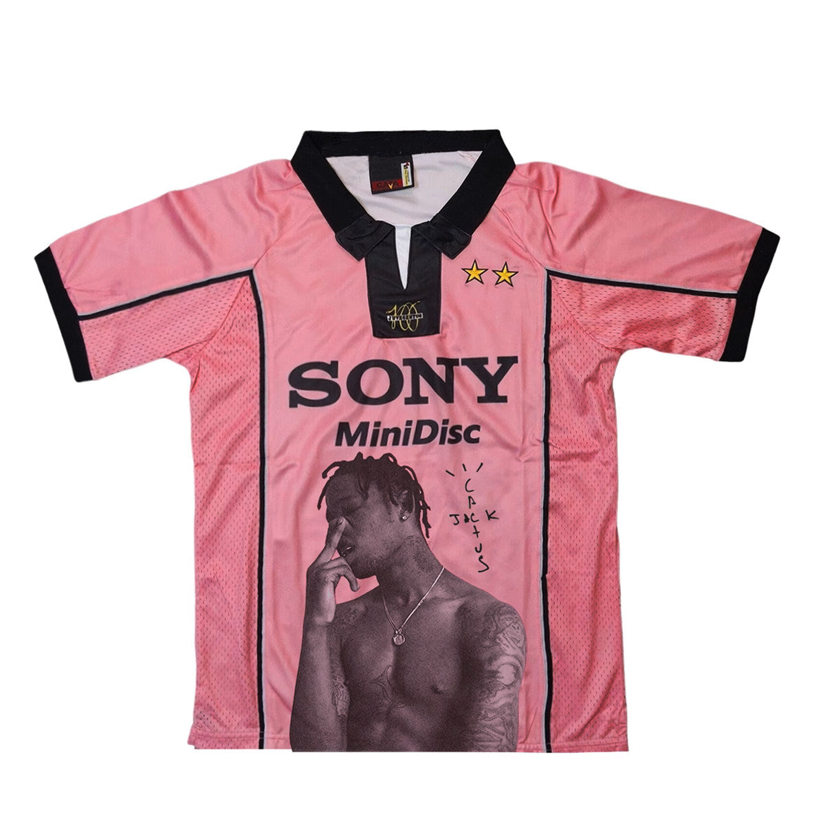 Camiseta gráfica con retrato rosa de Travis Scott
