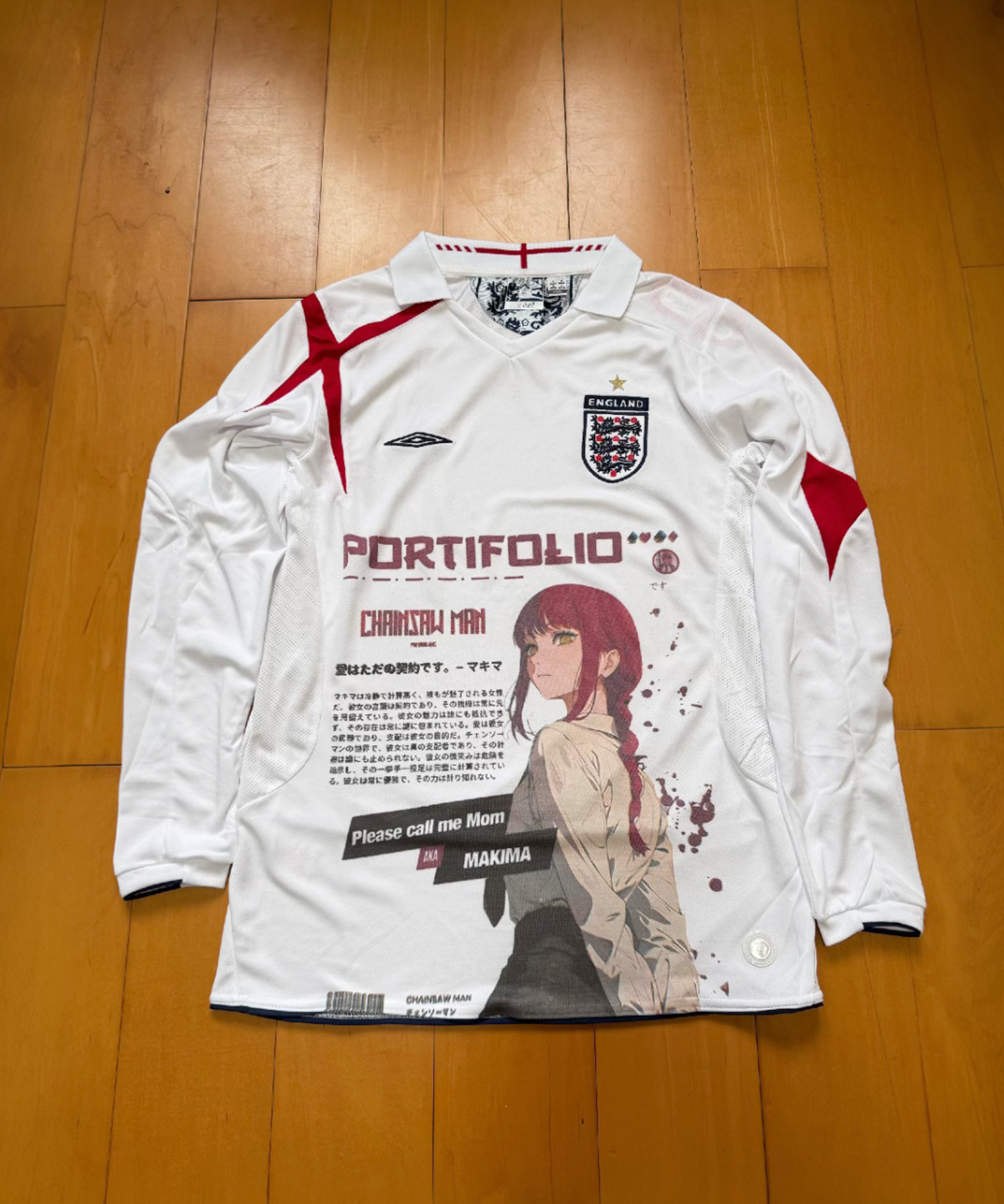 Maillot graphique blanc à manches longues de l’Angleterre de Makima