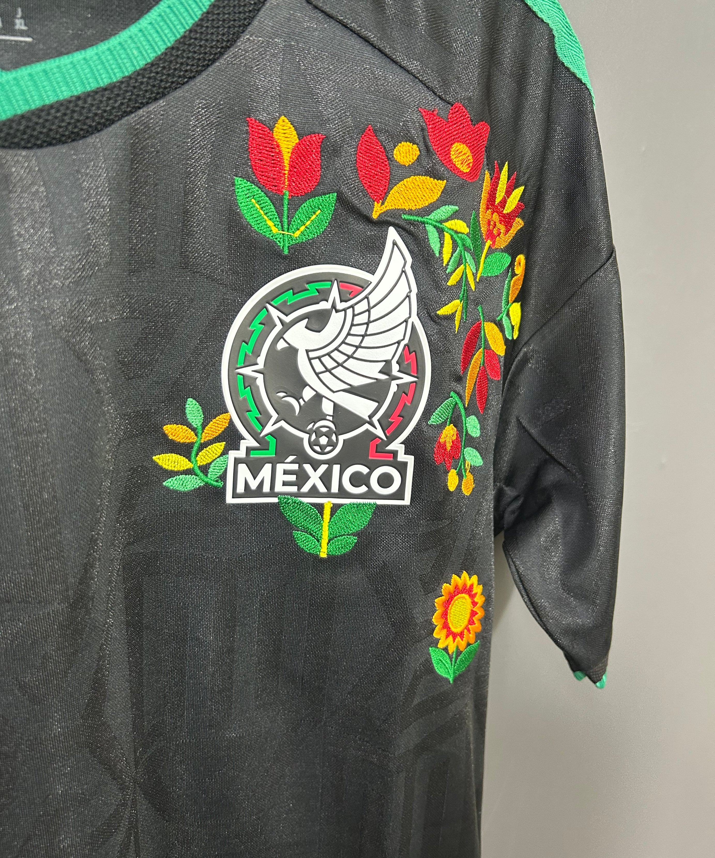 Mexico Midnight Floral Embroidered Jersey - product image 4 - bed09282