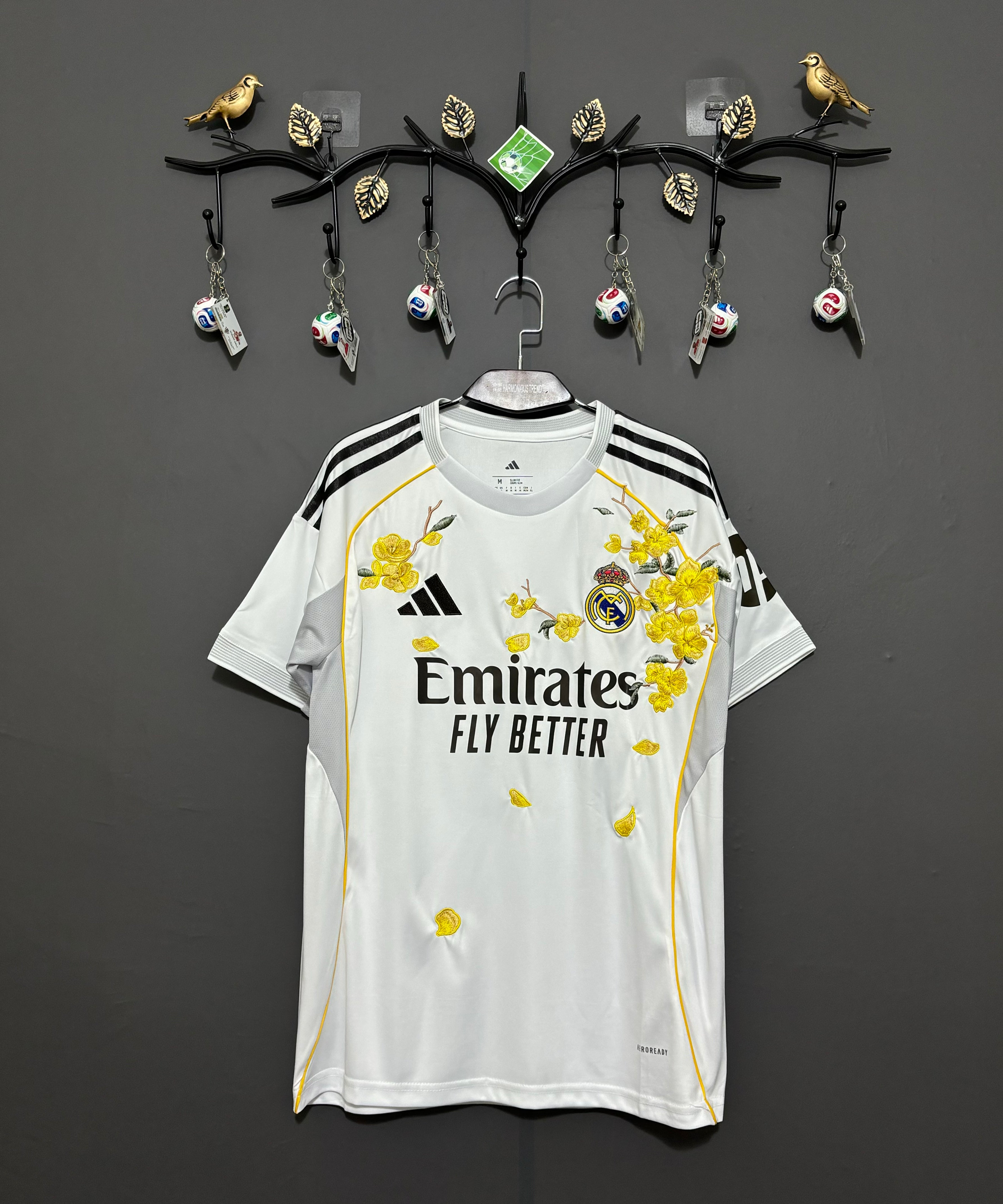 Real Madrid Golden Blossom Embroidered Jersey - product image 1 - f045b18c