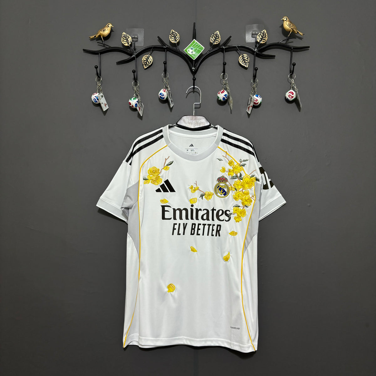 Real Madrid Golden Blossom Embroidered Jersey - product image 1 - f045b18c