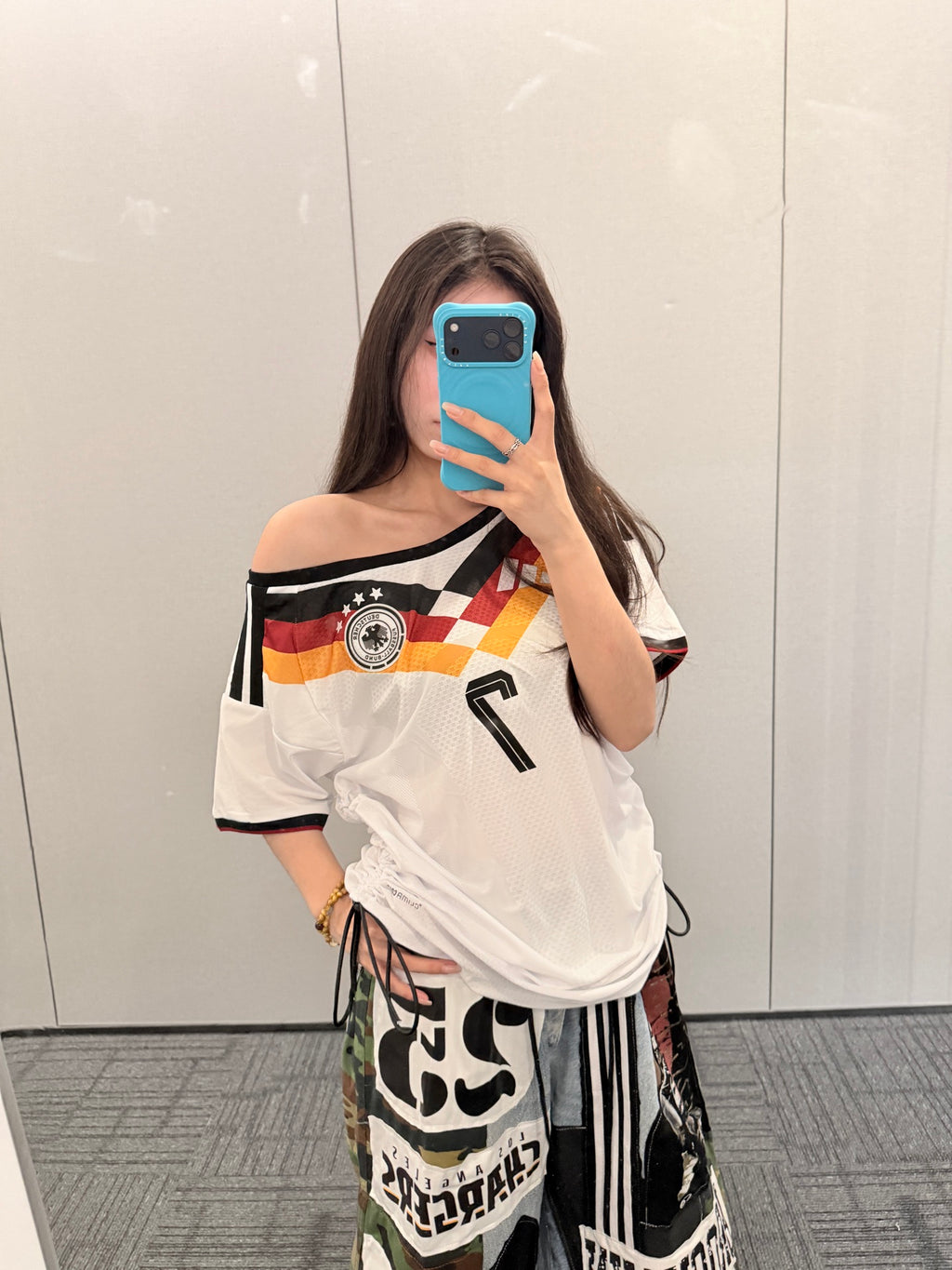 Germany White Off-Shoulder Jersey - product image 3