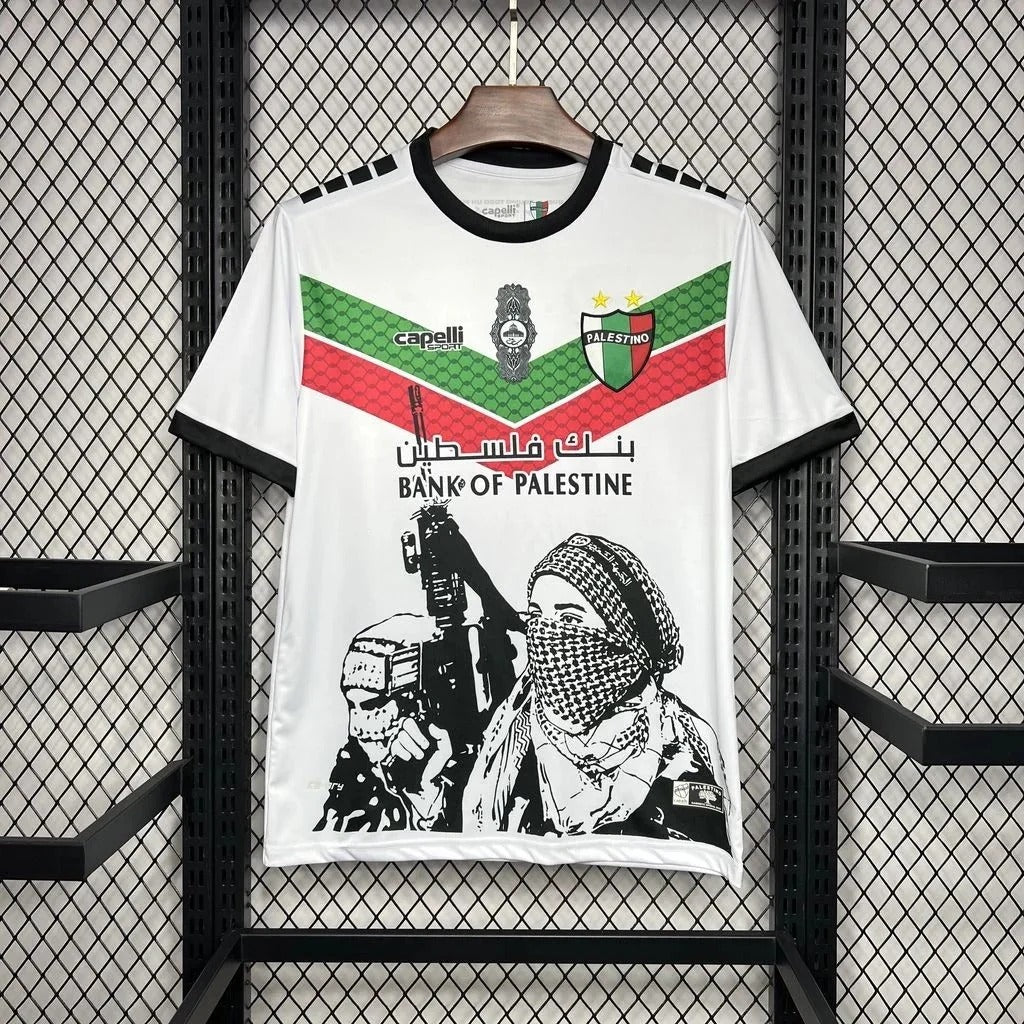 Weißes „Free Palestine“-Trikot